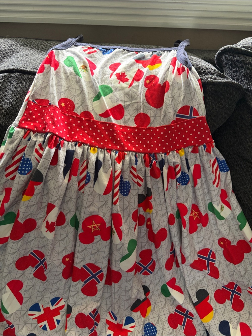 Epcot dress - Picture 5 of 6
